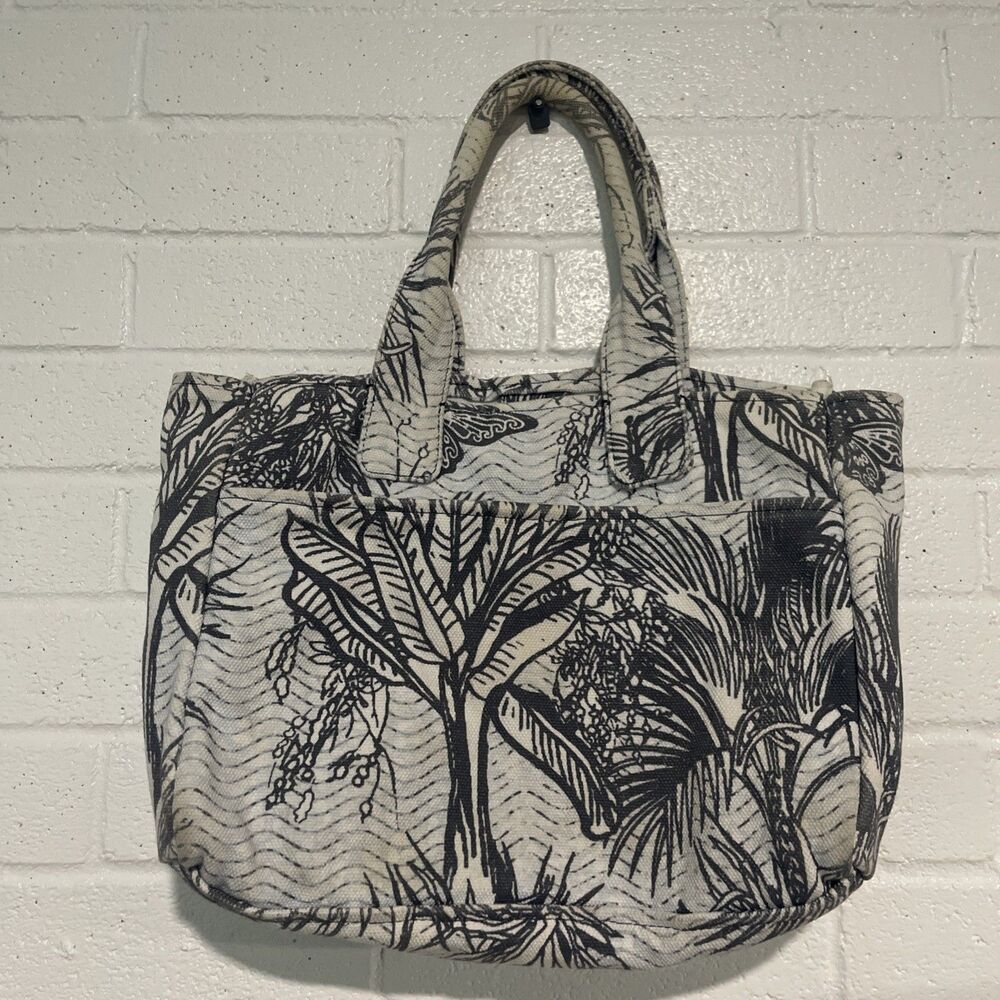 Vince Camuto Amia Tote Tropical Cotton Canvas Bag Palm Butterfly Print Handbag